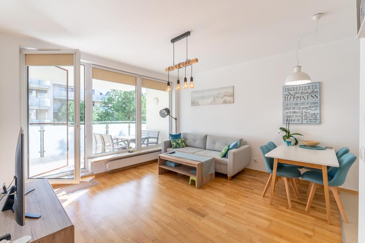 Aqua Marina Plaza-Basen Apartment Miedzyzdroje Luaran gambar
