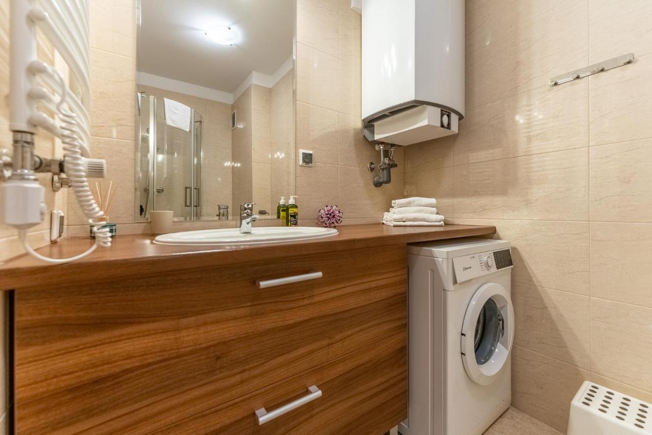 Aqua Marina Plaza-Basen Apartment Miedzyzdroje Luaran gambar